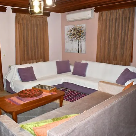 Lila's Holiday home Mikros Prinos