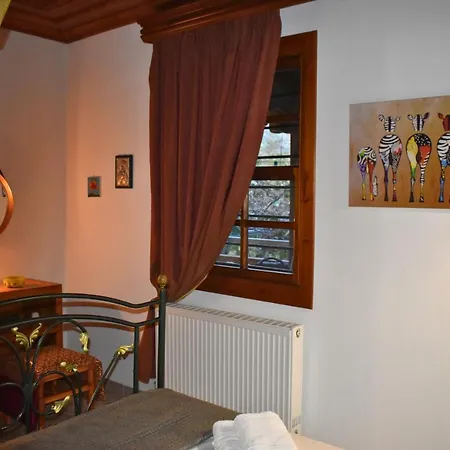 Feriehus Lila's Mikros Prinos