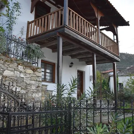 Holiday home Lila's
